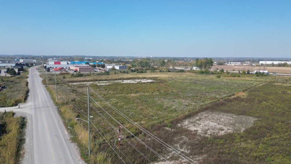More Photos Of 540 Lake Rd, Bowmanville Warehouse For Sale