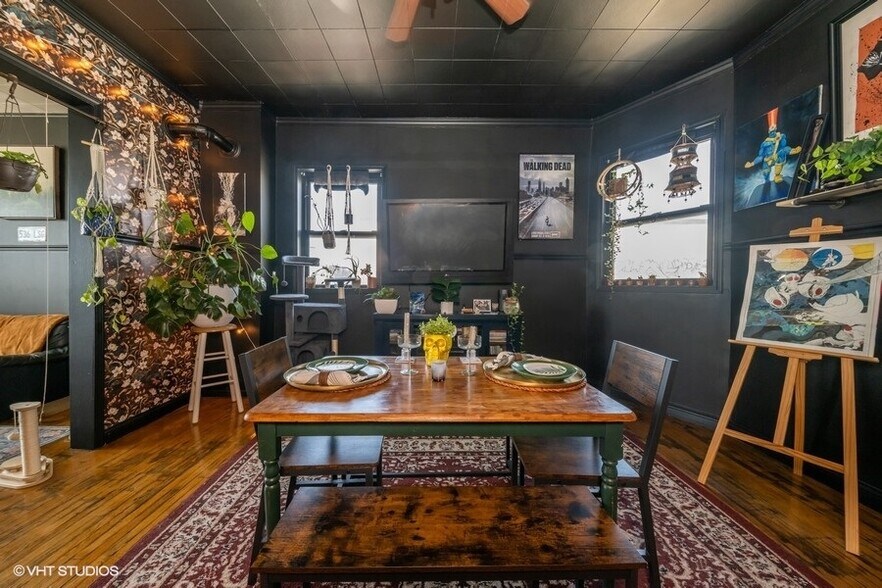 More Photos Of 2410 S Blue Island Ave, Chicago Storefront Retail Residential For Sale