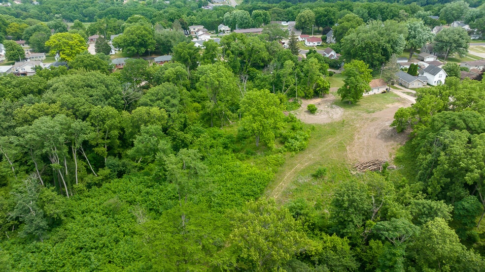 More Photos Of 600 Livingston, East Dubuque Land For Sale