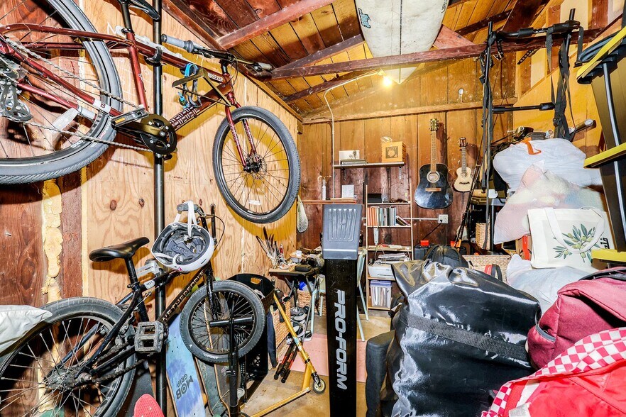More Photos Of 4918 Del Monte Ave, San Diego Multifamily For Sale