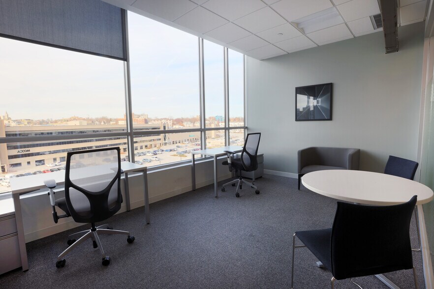 More Photos Of 1433 N Water St, Milwaukee Coworking Space