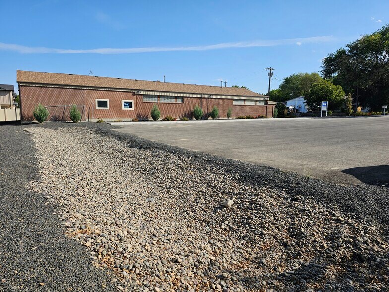 More Photos Of 921 N Lincoln St, Jerome Office For Sale