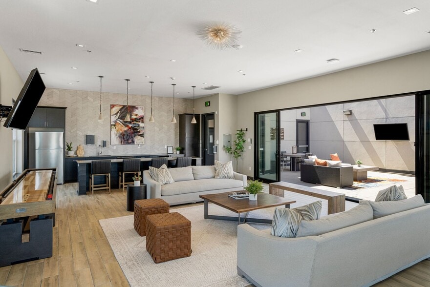 More Photos Of 110 N Boston Ave, Tulsa Multifamily For Sale