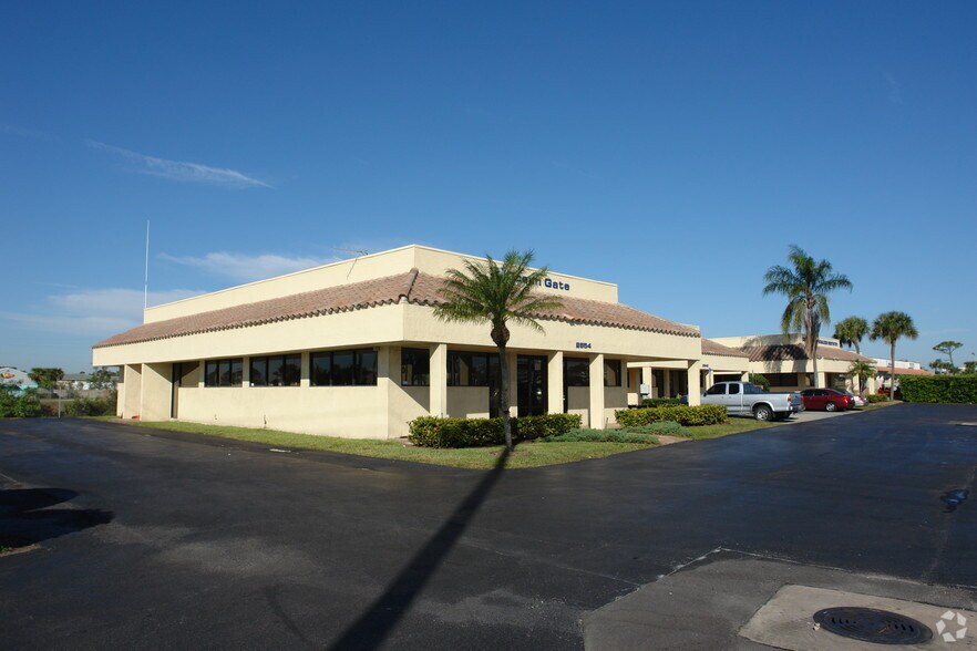 Primary Photo Of 2836-2854 SE Federal Hwy, Stuart Medical For Lease