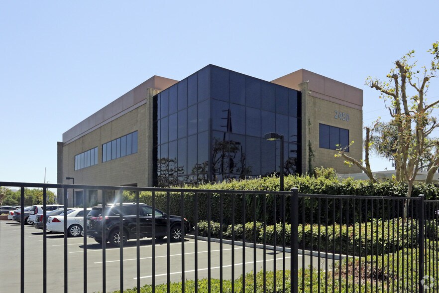 More Photos Of 2450 Tapo St, Simi Valley Medical For Sale