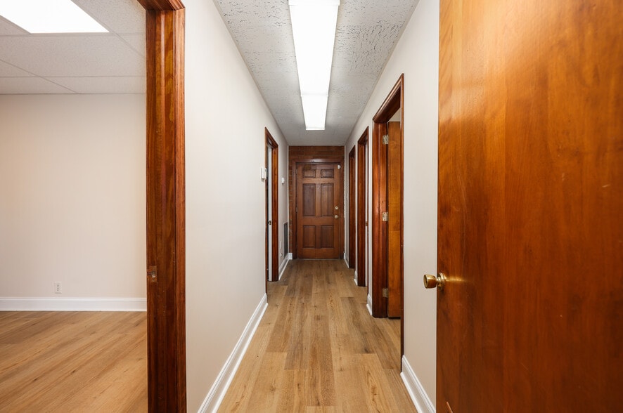 More Photos Of 316 S Eugene St, Greensboro Office For Sale