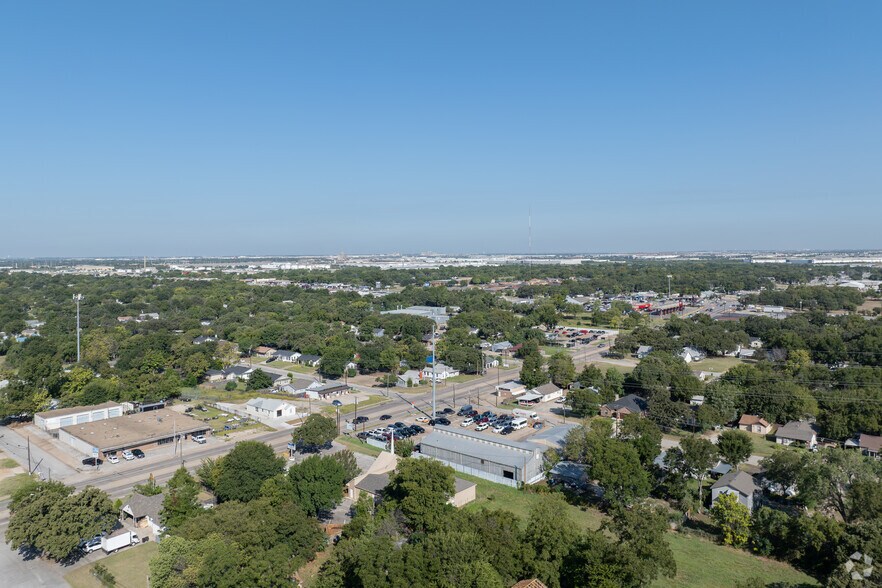 More Photos Of 2108 N Beach St, Haltom City Auto Repair For Sale