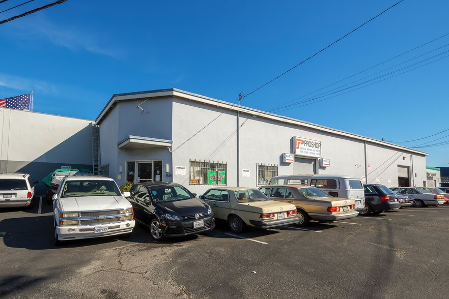 More Photos Of 654 Irwin St, San Rafael Service For Lease