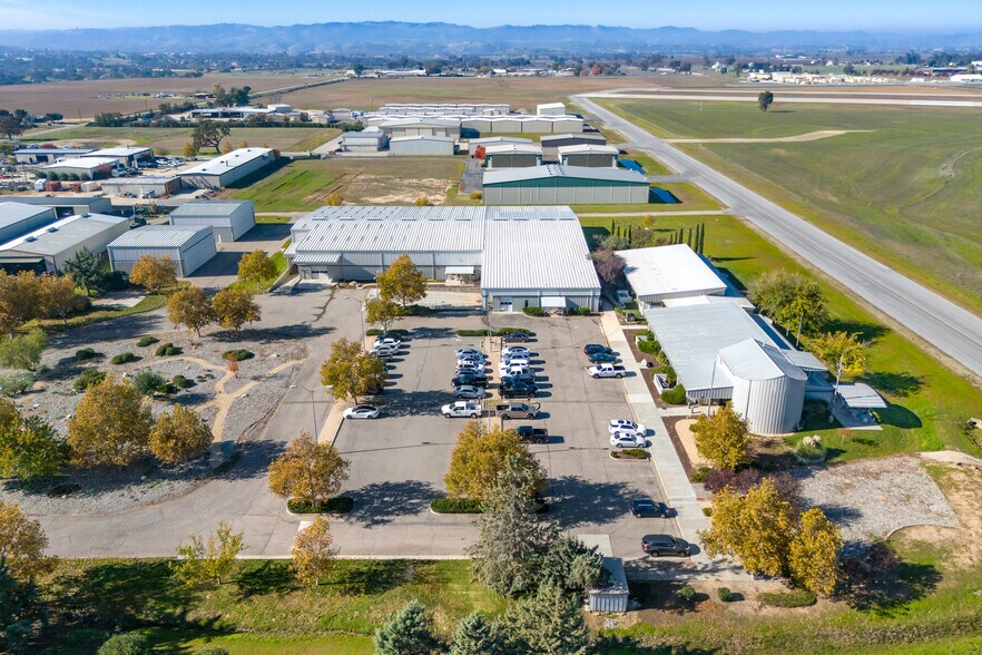 More Photos Of 4301 Second Wind Way, Paso Robles Office For Lease