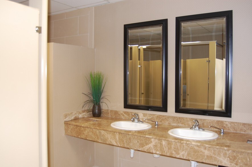 More Photos Of 200 Sheffield St, Mountainside Office For Lease