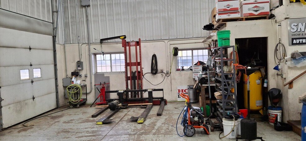 More Photos Of N2047 Sawmill Rd, Watertown Self Storage For Sale