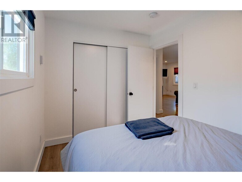 More Photos Of 1810 1 St, Fruitvale Apartments For Sale