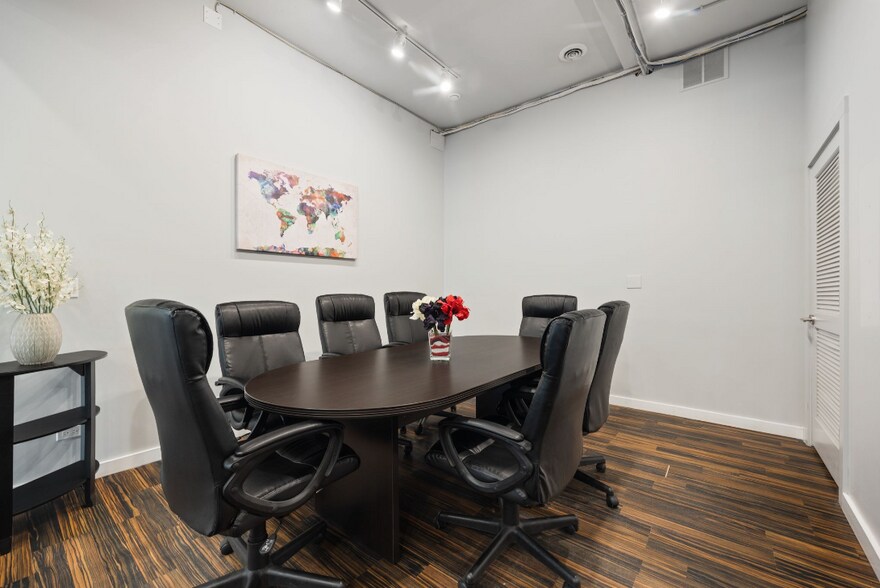 More Photos Of 2853 N Pulaski Rd, Chicago Storefront Retail Office For Sale