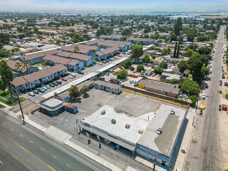 More Photos Of 25899 E Base Line St, Highland Freestanding For Sale