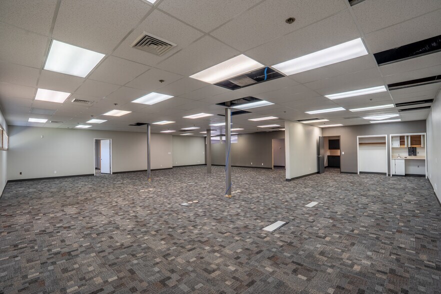 More Photos Of 3403 W 7th Ave, Eugene Manufacturing For Lease