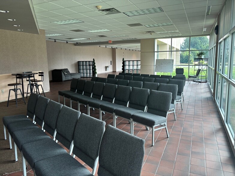 More Photos Of 308 E Centerview St, China Grove Office For Sale