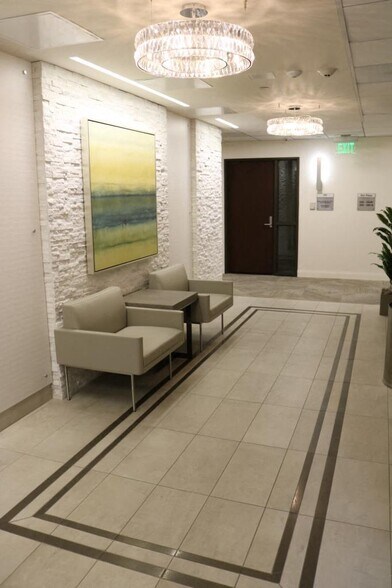More Photos Of 405 N Bedford Dr, Beverly Hills Medical For Lease