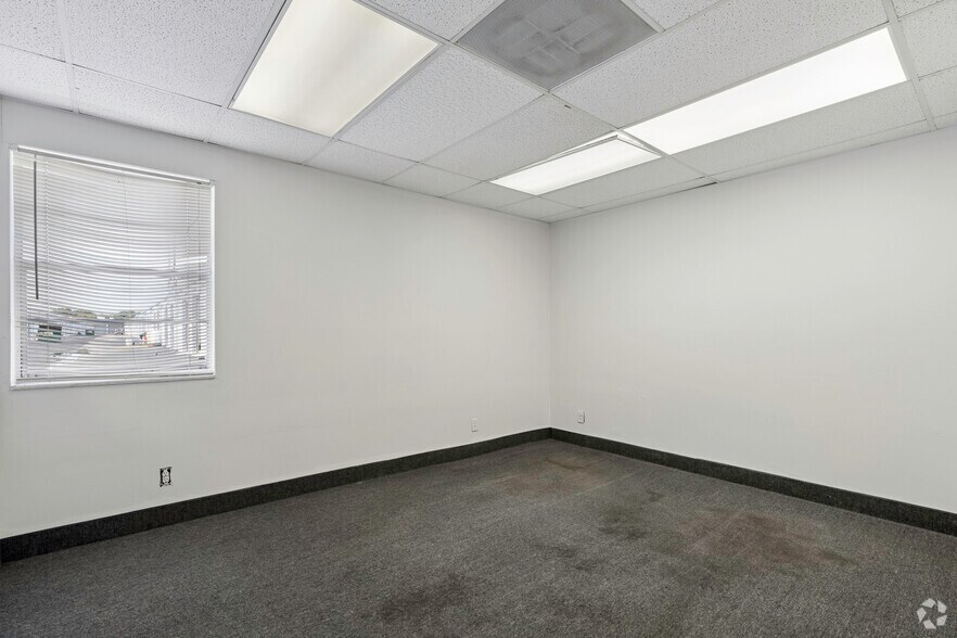 More Photos Of 2020 W McNab Rd, Fort Lauderdale Unknown For Lease