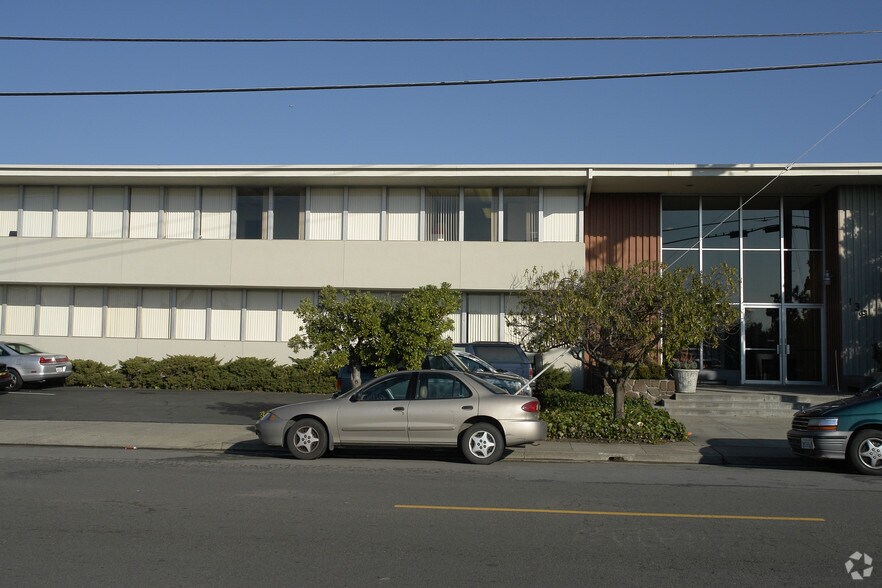 More Photos Of 139 Mitchell Ave, South San Francisco Office For Lease