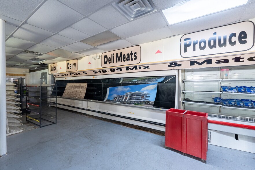 More Photos Of 5428 Cleveland Rd, Jacksonville Supermarket For Sale