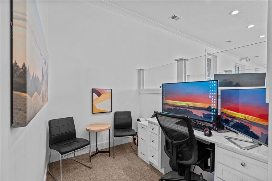 More Photos Of 100 Inman Rd, Lyman Office For Sale