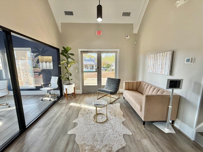 More Photos Of 204 Griffin Park Dr, Birmingham Office For Sale