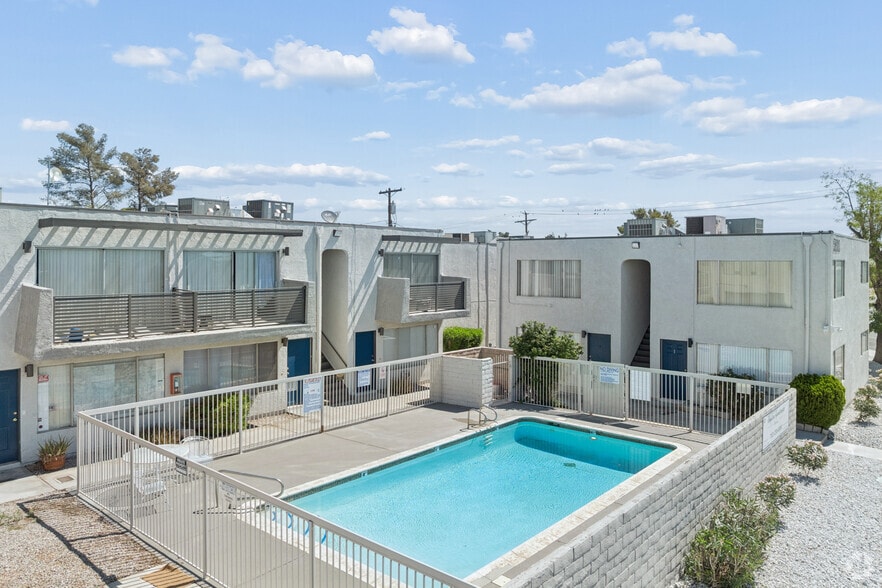 More Photos Of 5800 Bromley Ave, Las Vegas Apartments For Sale