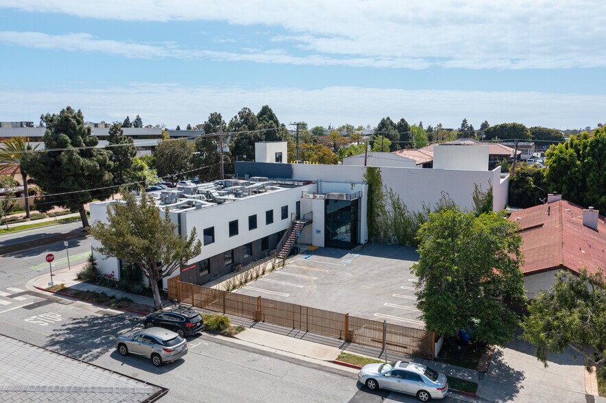 More Photos Of 3331 Ocean Park Blvd, Santa Monica Loft Creative Space For Lease