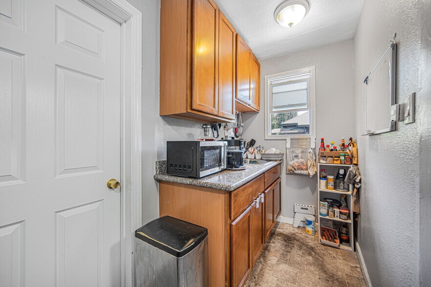 More Photos Of 2110 Ashby Ave, Berkeley Multifamily For Sale
