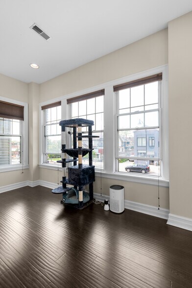 More Photos Of 1537 Hertel Ave, Buffalo Flex For Sale