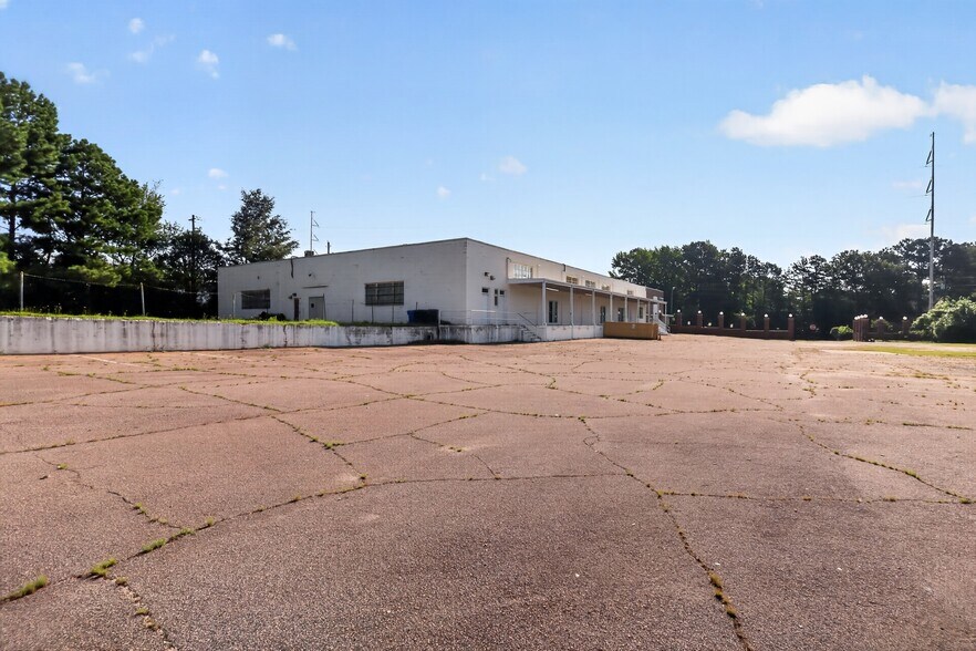 More Photos Of 1512 Garner Rd, Raleigh Warehouse For Lease