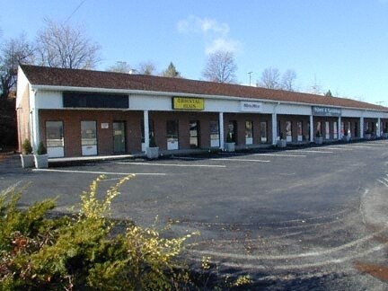 More Photos Of 40 W 11th Ave, York General Retail For Lease