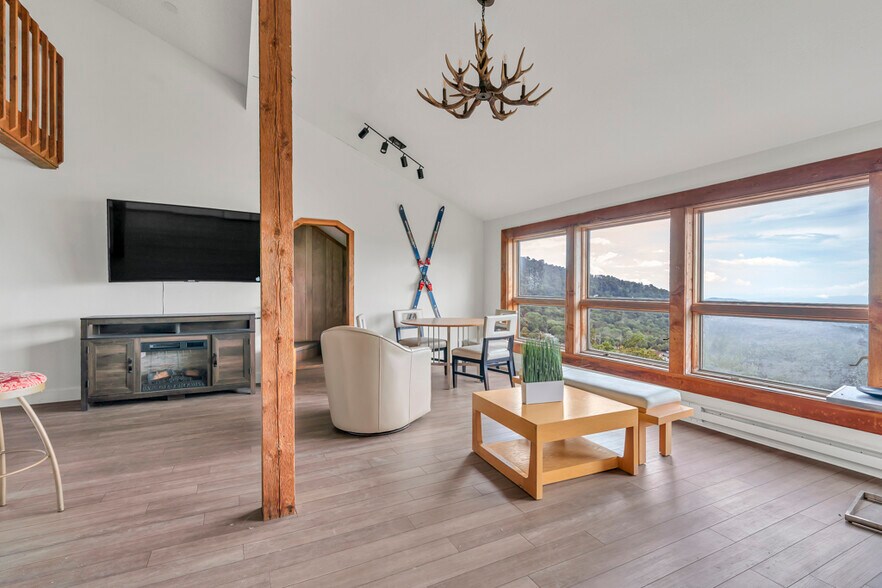 More Photos Of 704 Beech Mountain Pky, Beech Mountain Specialty For Sale