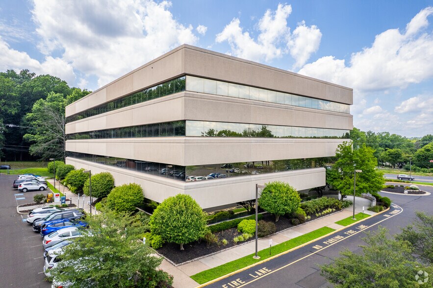 More Photos Of 1717 Newtown Langhorne Rd, Langhorne Office For Lease