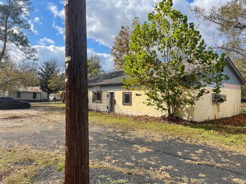 Primary Photo Of 405 Jones Rd, Olanta Restaurant For Sale