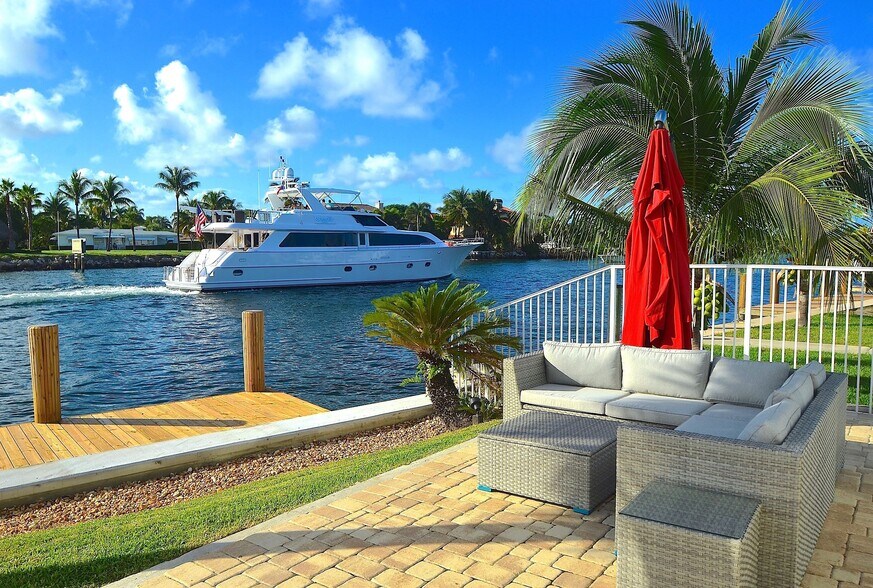 More Photos Of 1705 N Riverside Dr, Pompano Beach Apartments For Sale