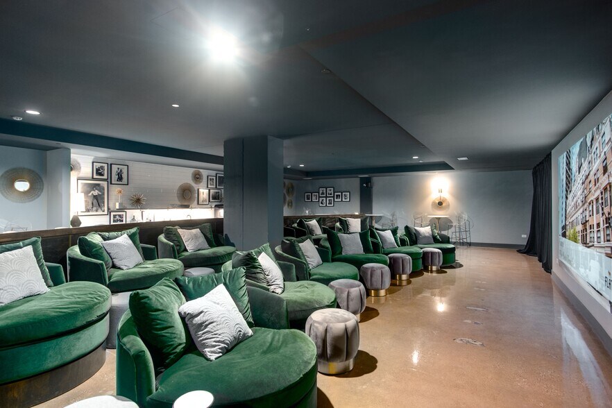 More Photos Of 5050 N Broadway St, Chicago Apartments For Lease