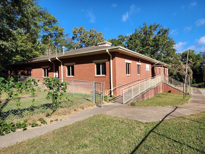 More Photos Of 301 21st Ave S, Birmingham Schools For Sale