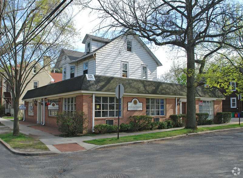 Primary Photo Of 40 Tanner St, Haddonfield Storefront Retail Residential For Lease