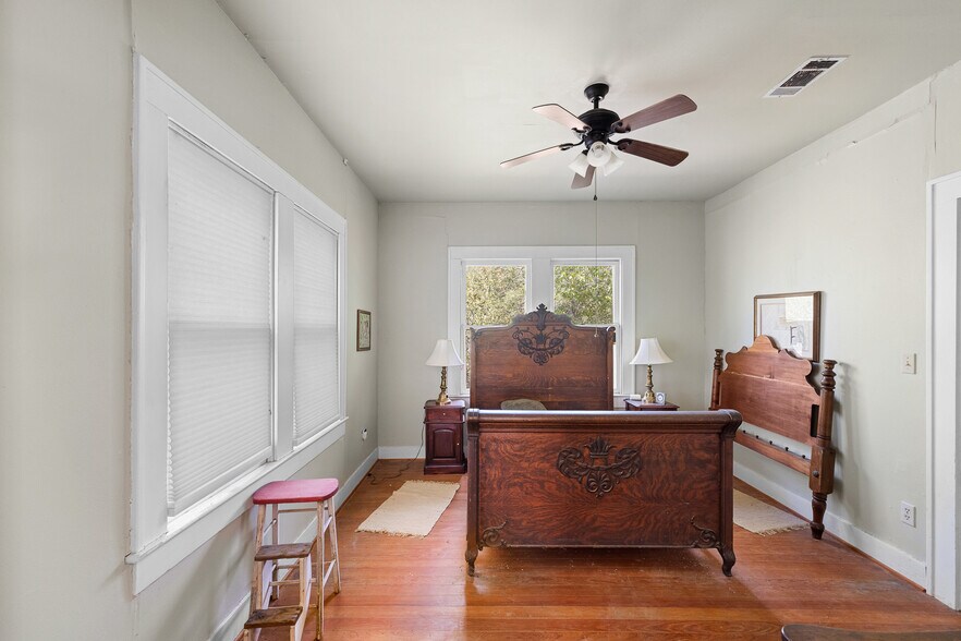 More Photos Of 11915 FM 86, Lockhart Land For Sale