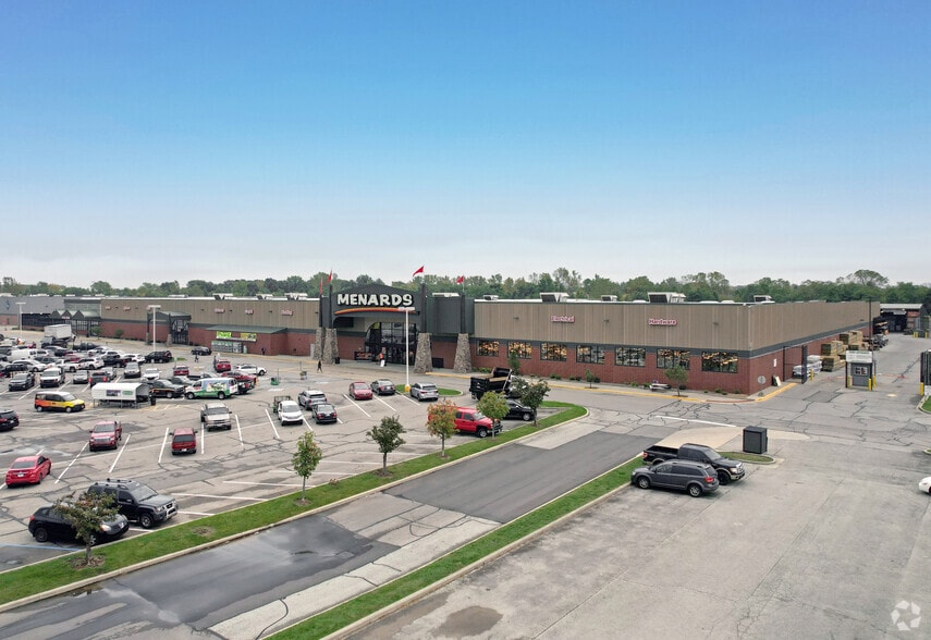 More Photos Of 7035-7401 E 96th St, Indianapolis Unknown For Lease