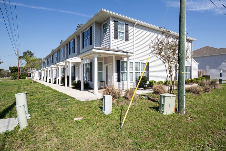 More Photos Of Village Rd @ Dresser Lane, Leland Apartments For Sale