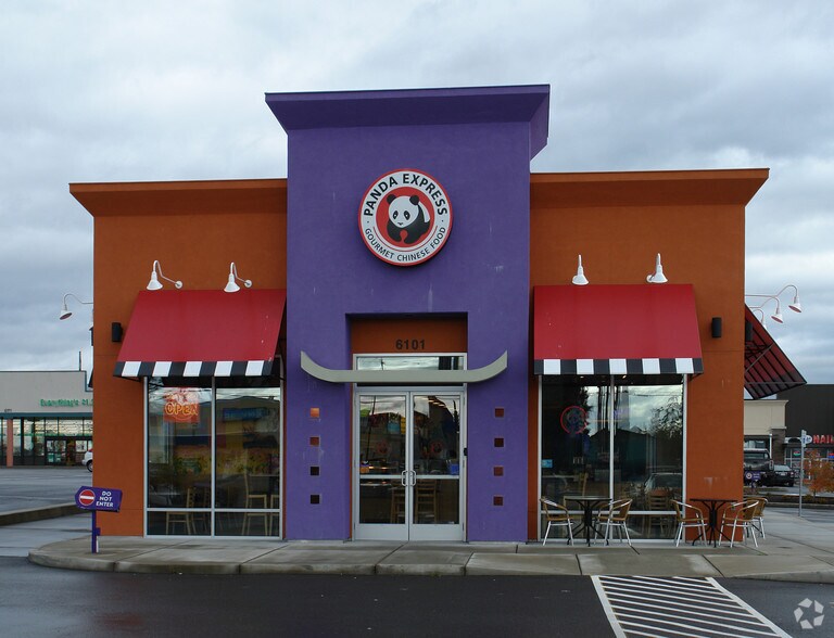 More Photos Of 6111-6201 6th Ave, Tacoma Unknown For Lease