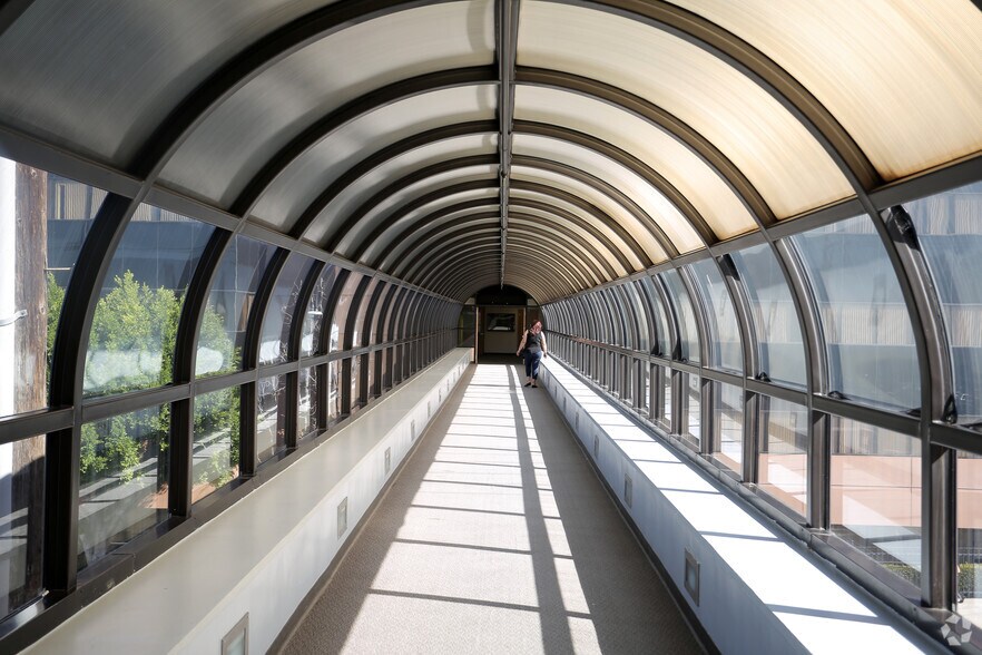 More Photos Of 1701 E Cesar Chavez Ave, Los Angeles Medical For Lease