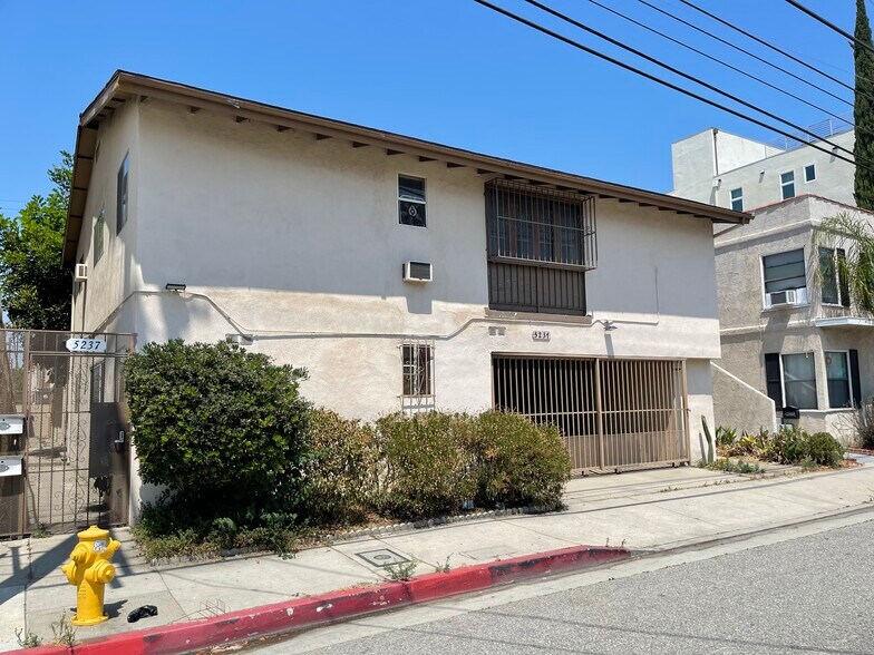 More Photos Of 5237 Cahuenga Blvd, North Hollywood Apartments For Sale