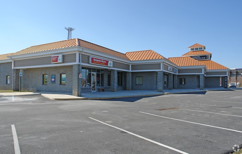 More Photos Of 19413 Jingle Shell Way, Lewes Storefront Retail Office For Lease
