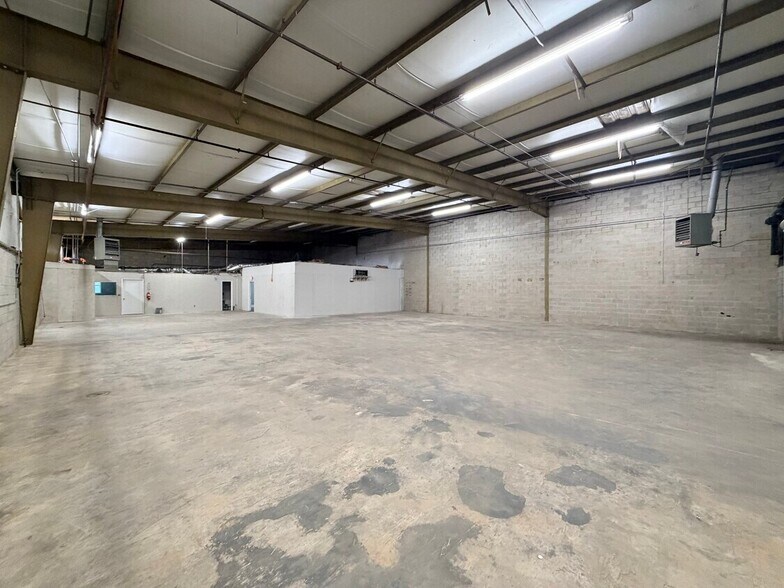 More Photos Of 4209 Milgen Rd, Columbus Unknown For Lease