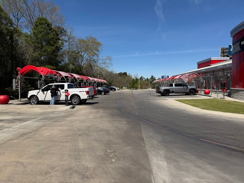 More Photos Of 2772 Riverside Dr, Macon-Bibb Carwash For Sale