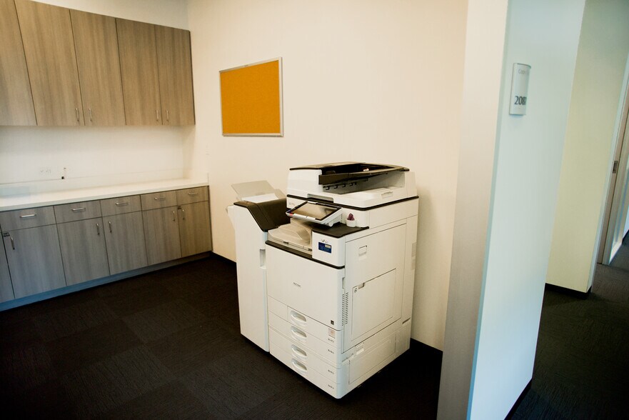 More Photos Of 12120 Wickchester Ln, Houston Office For Lease