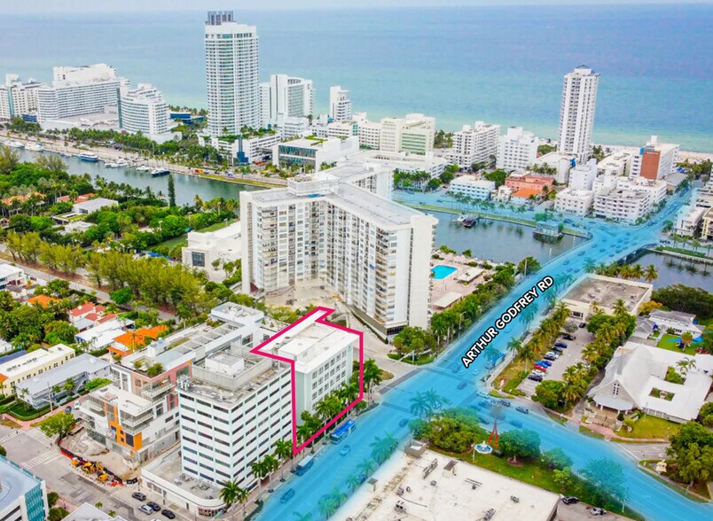More Photos Of 301 Arthur Godfrey Rd, Miami Beach Medical For Lease